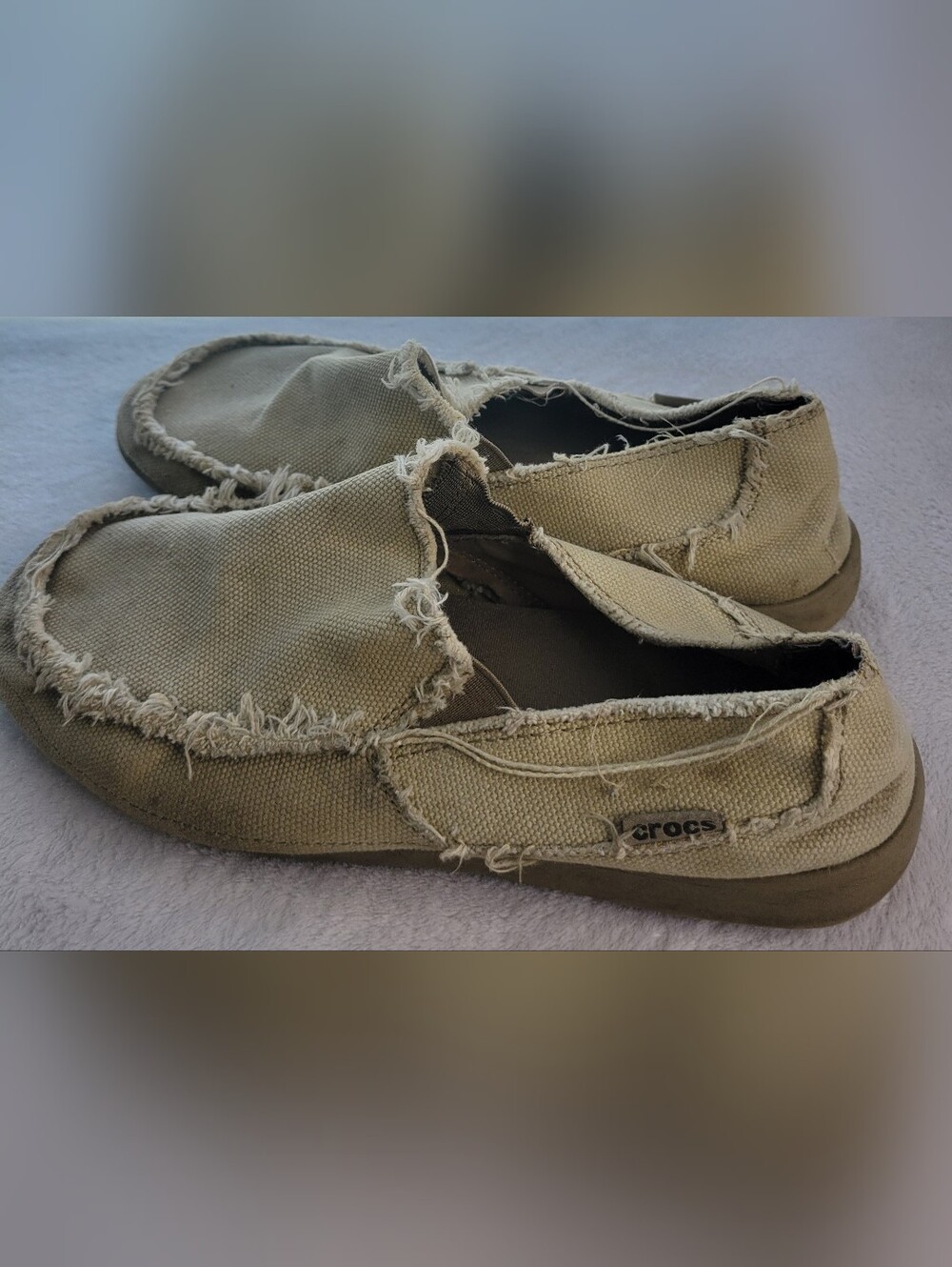 CROCS Mens Frayed Canvas Slip-On Loafers in Beige Sz 10 Santa Cruz